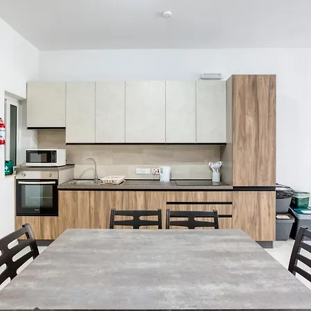 Delightful 3br Near Promenade By 360 Estates
