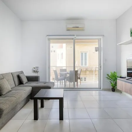 Delightful 3br Near Promenade By 360 Estates Sliema