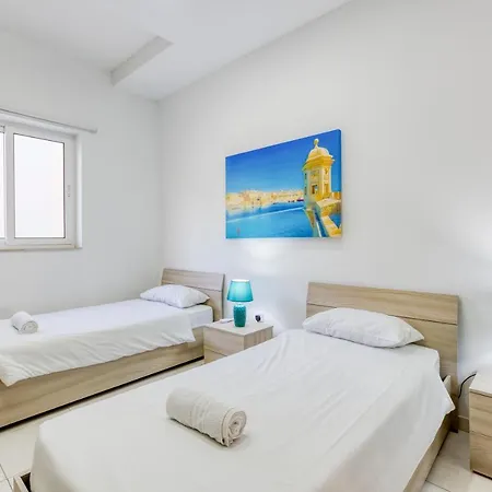 Delightful 3br Near Promenade By 360 Estates Sliema